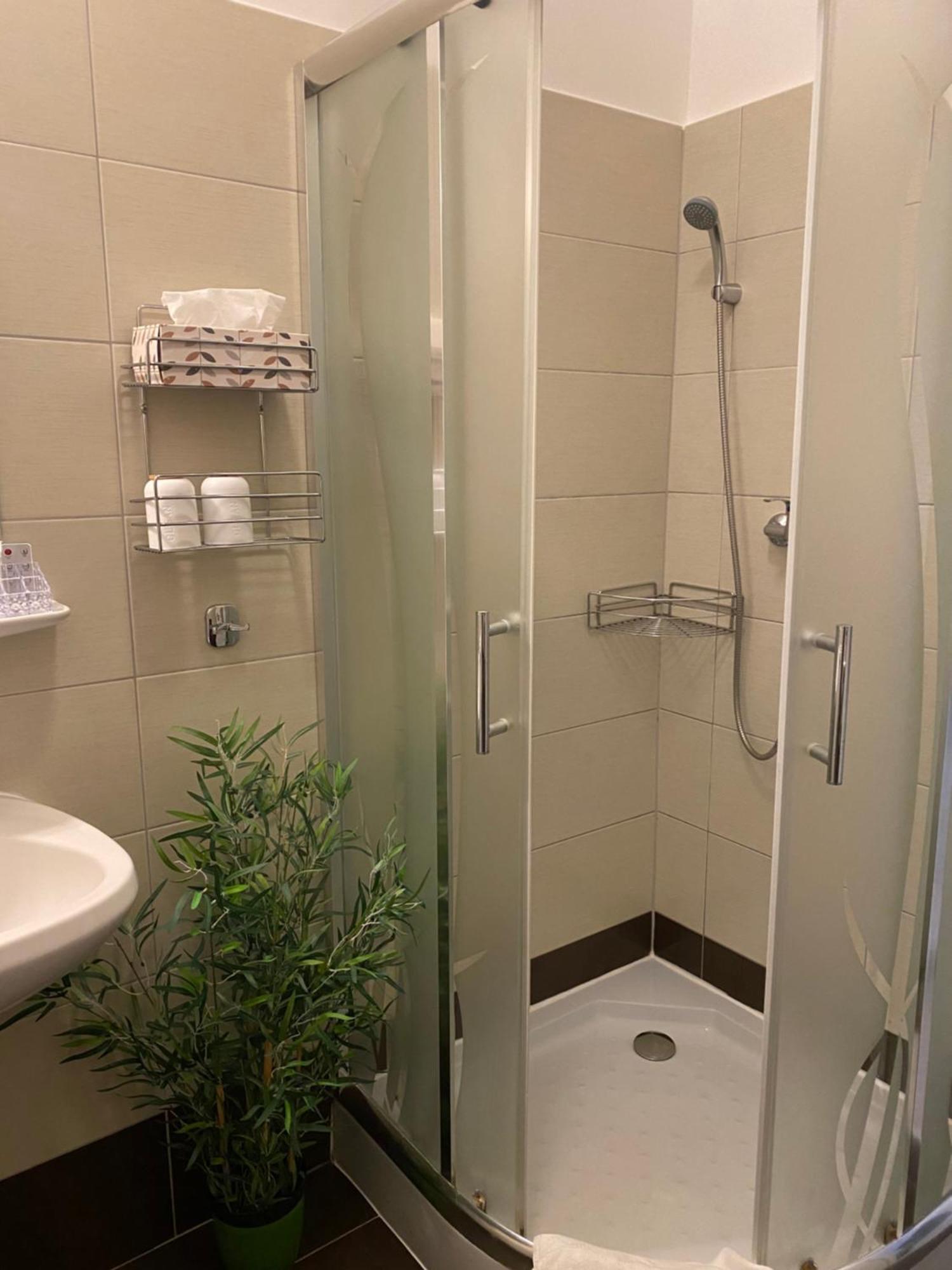 Oreo Apartman Eger Ngoại thất bức ảnh